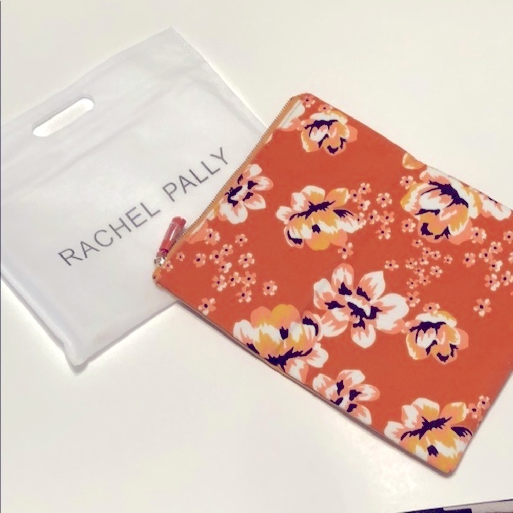 Rachel pally bag Clutch in orange.